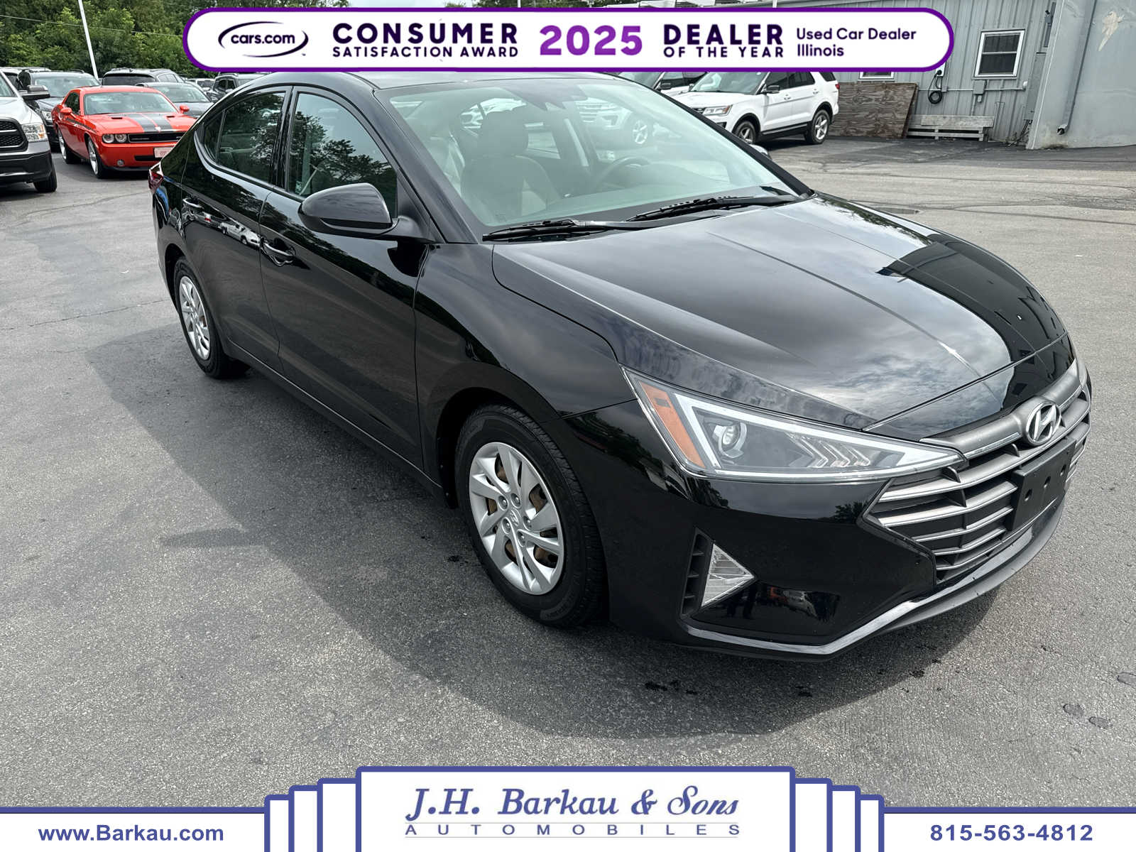 2020 Hyundai Elantra SE's photo