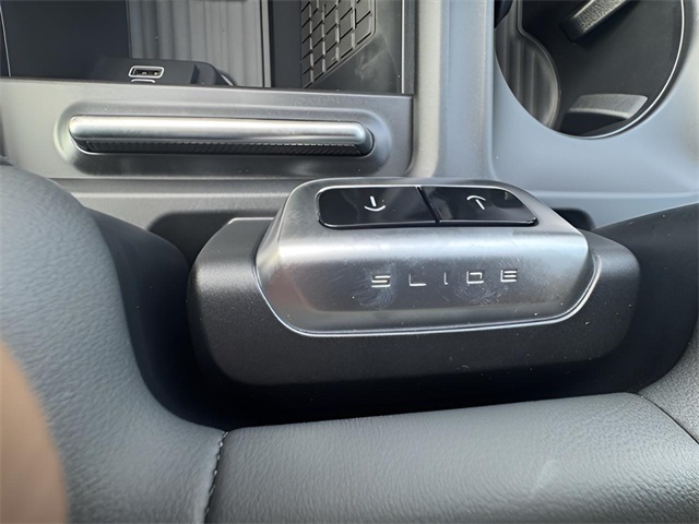 2025 Ford Expedition MAX XLT photo 18
