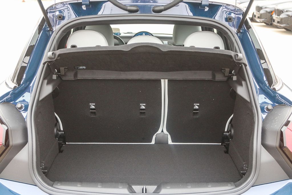 2026 Mini Cooper 4 Door Hardtop Signature photo 23