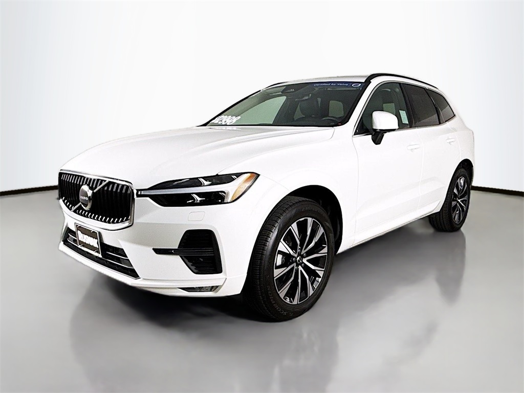 2023 Volvo XC60 B5 Core photo 3