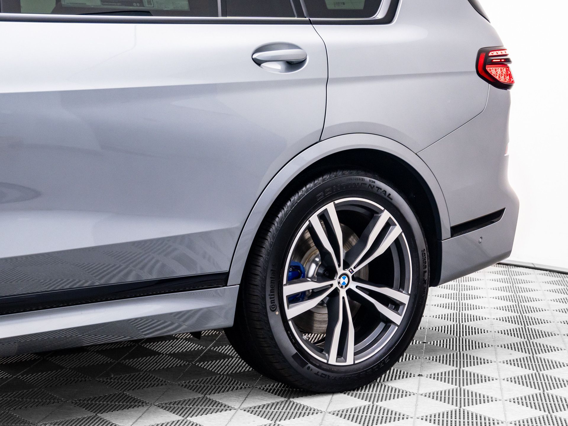 2025 Bmw X7 M60i photo 32