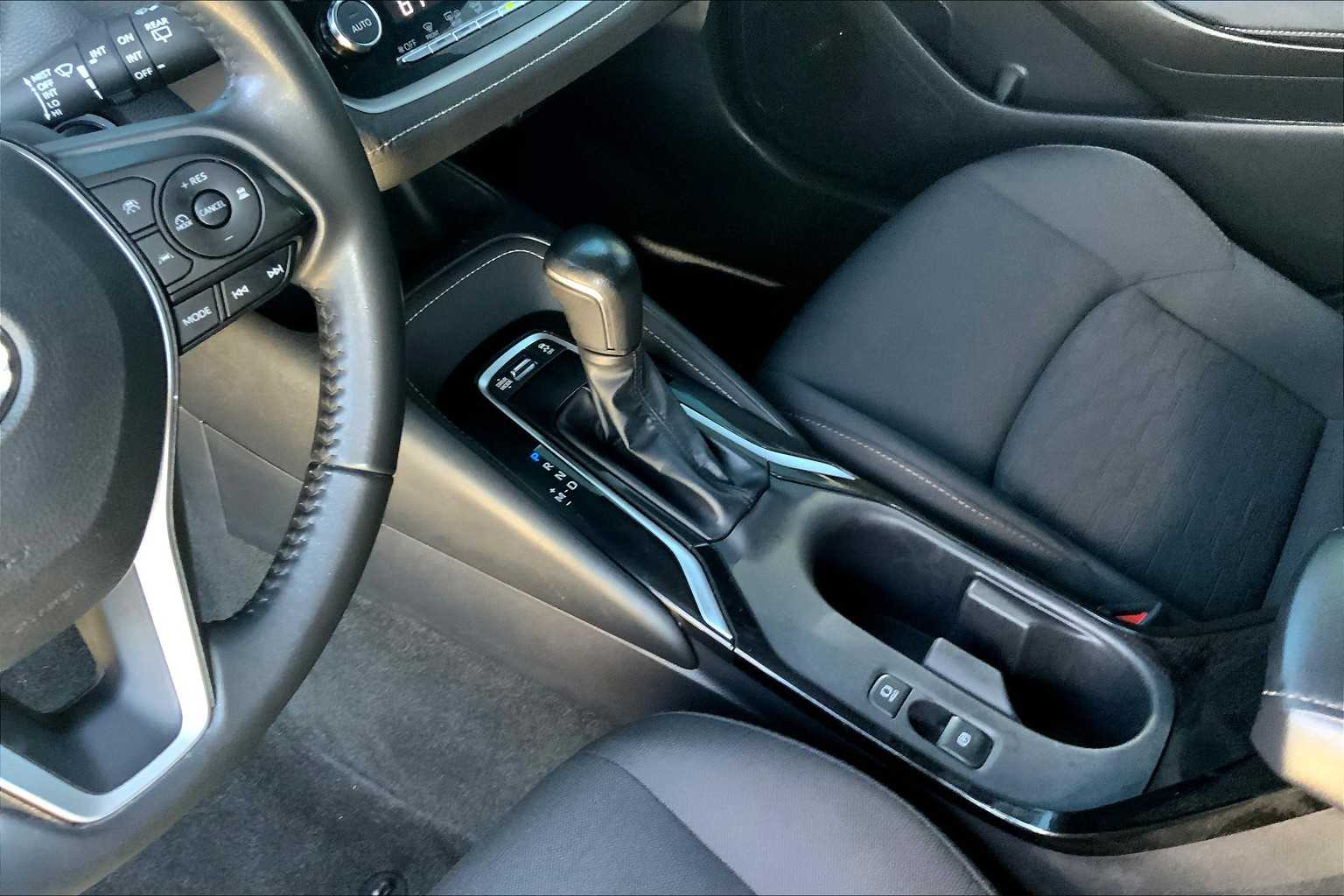 2023 Toyota Corolla SE photo 15