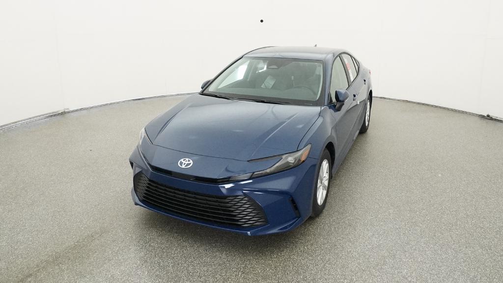 2026 Toyota Camry LE photo 5