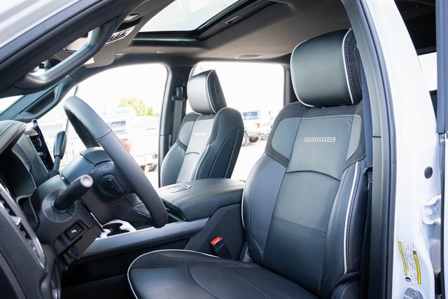 2025 Ram 3500 Laramie photo 14