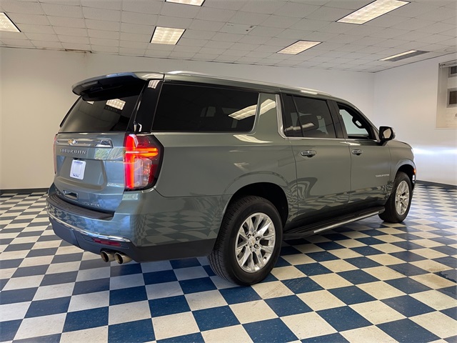 2023 Chevrolet Suburban Premier photo 12