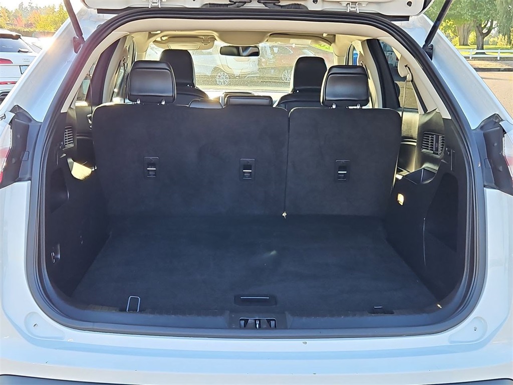 2024 Ford Edge SEL photo 24