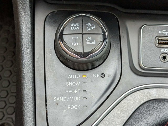 2019 Jeep Cherokee Trailhawk photo 24