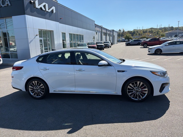 2019 Kia Optima SX photo 2