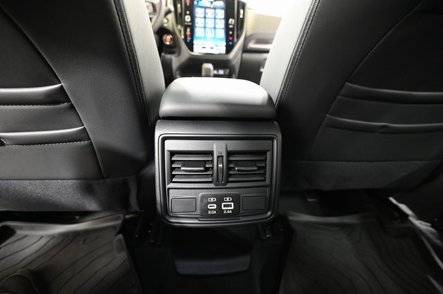 2025 Subaru Forester Premium photo 25