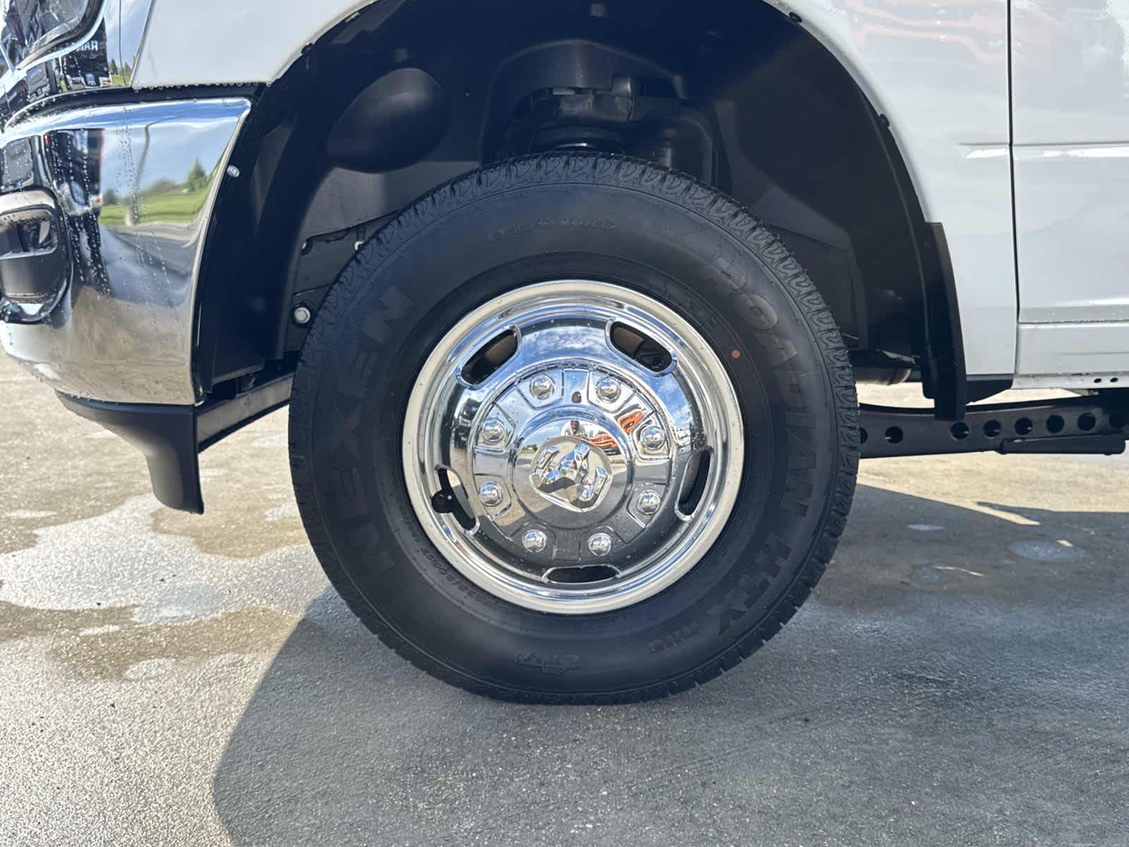 2026 Ram 3500 Tradesman photo 2