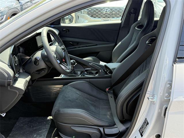 2025 Hyundai Elantra N Base photo 14