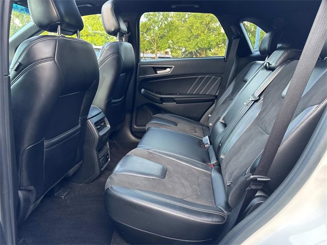 2020 Ford Edge ST photo 11