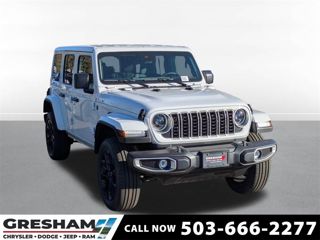 New 2025 Bright White Clear-Coat Exterior Paint Jeep Sahara 4xe image 1