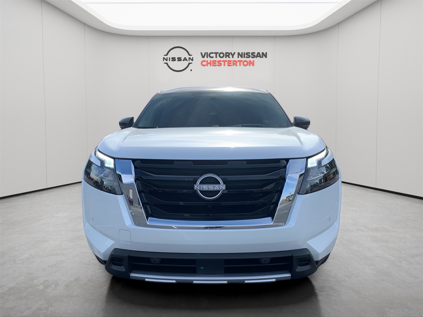 2025 Nissan Pathfinder Platinum photo 8