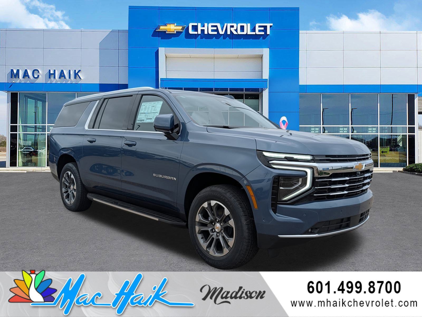 2026 Chevrolet Suburban LT's photo