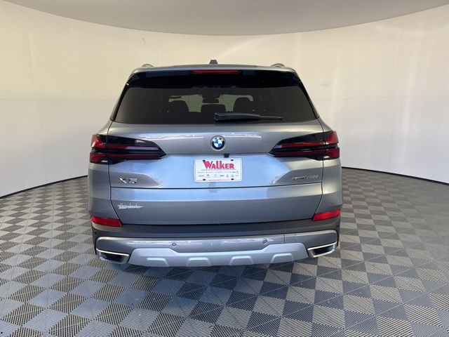 2026 BMW X5 40i's photo