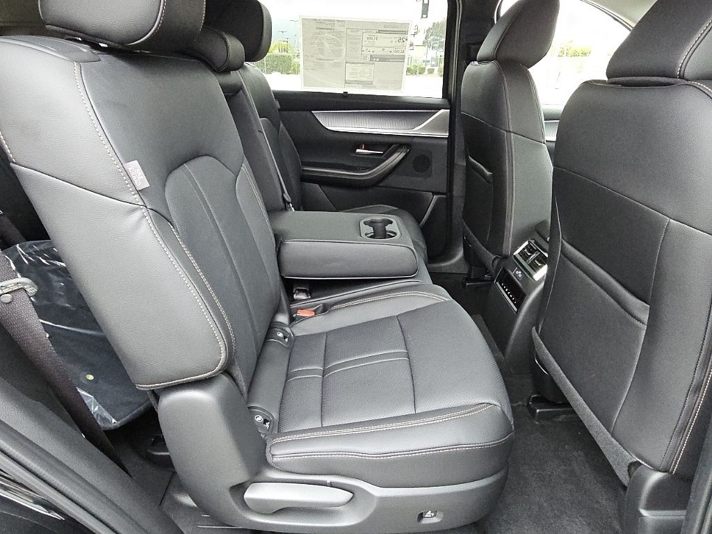 2025 Mazda CX-90 3.3 Turbo Preferred photo 10