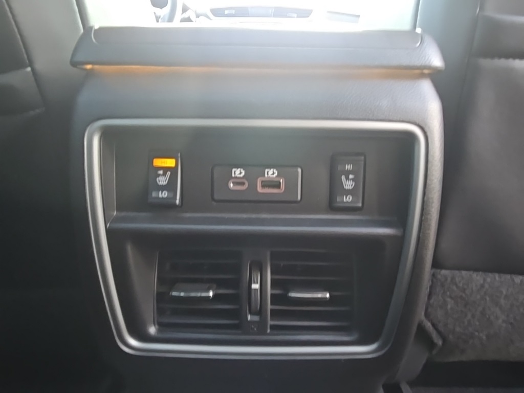 2020 Nissan Murano Platinum photo 32