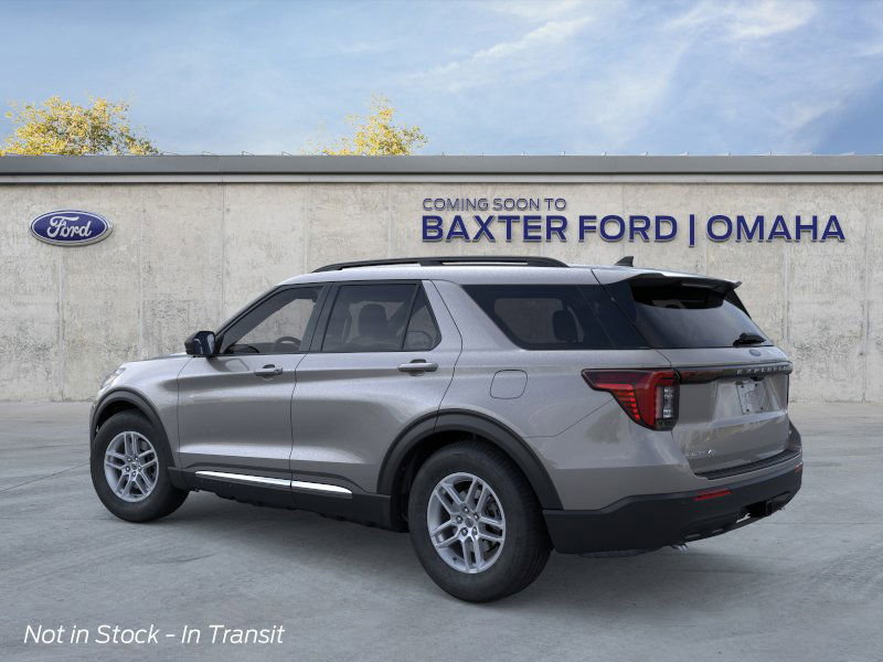2025 Ford Explorer photo 16