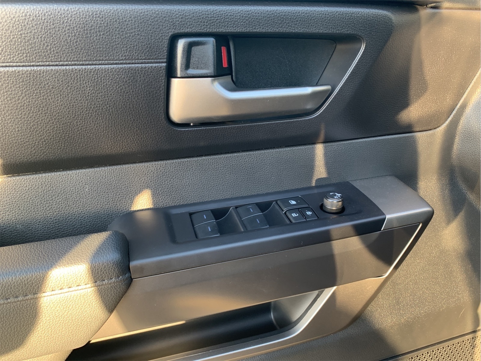 2024 Toyota Tundra SR5 photo 11