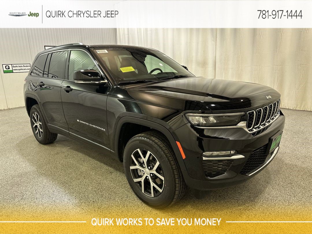New 2025 Diamond Black Crystal Pearlcoat Jeep Limited image 1
