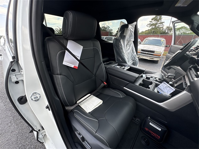2026 Toyota Tundra Limited Platinum photo 19