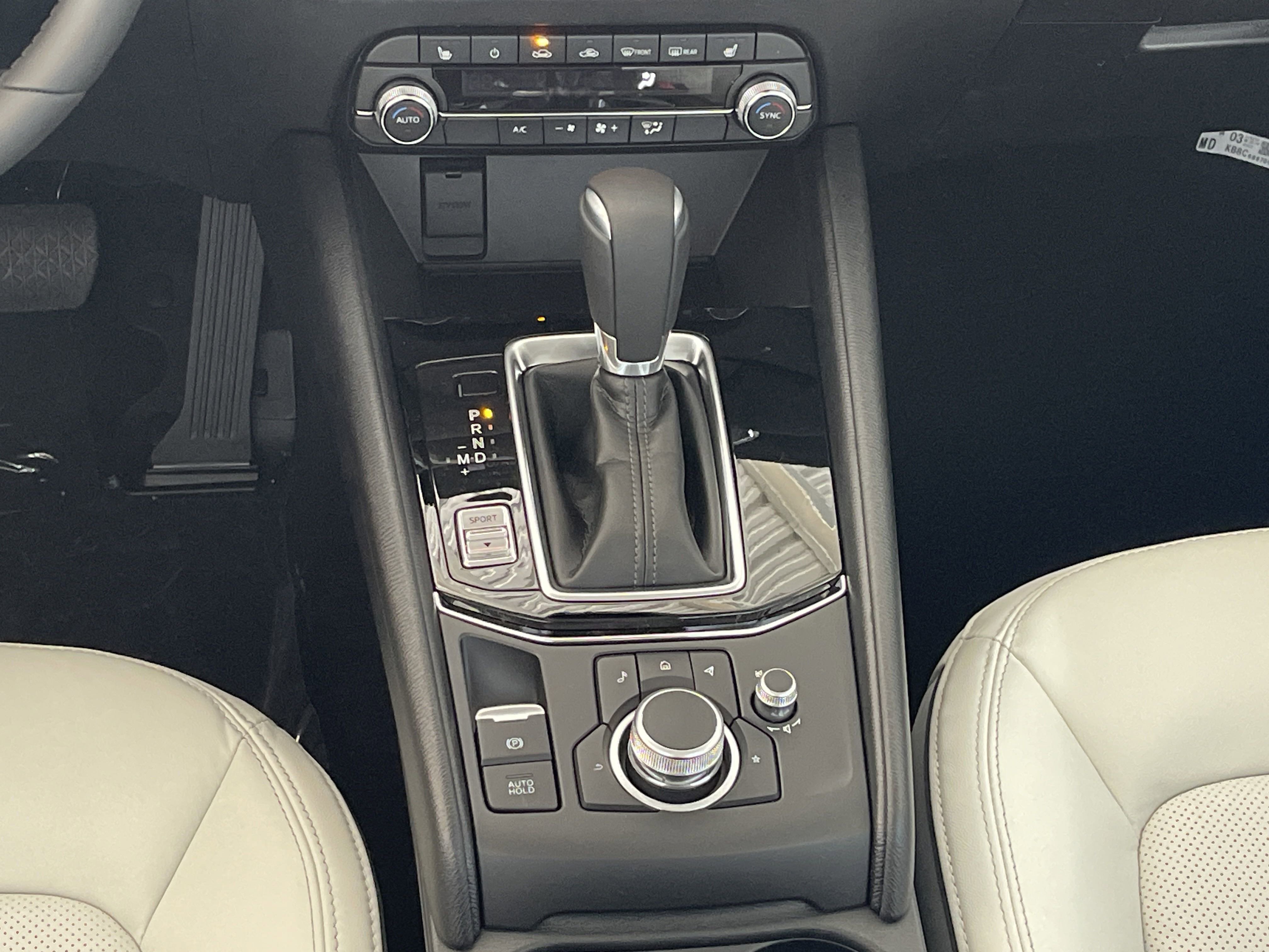 2025 Mazda CX-5 2.5 S Preferred photo 4