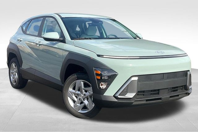 2026 Hyundai Kona SE's photo