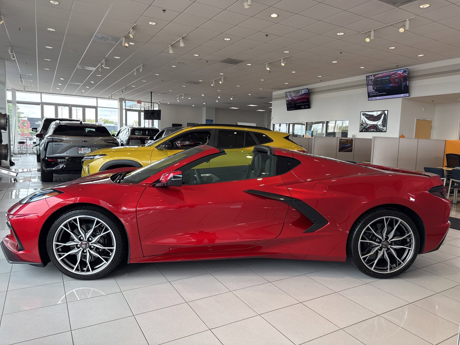 2025 Chevrolet Corvette 2LT photo 8