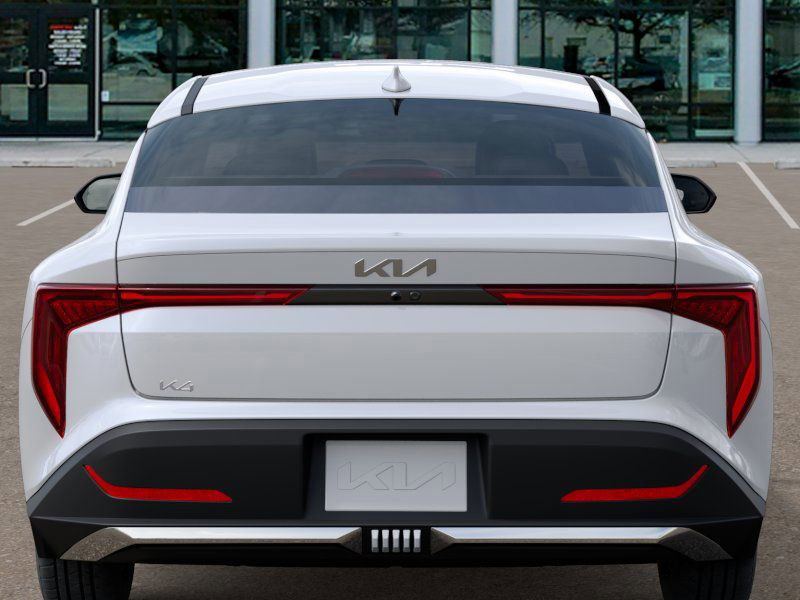 2025 Kia K4 LXS photo 12