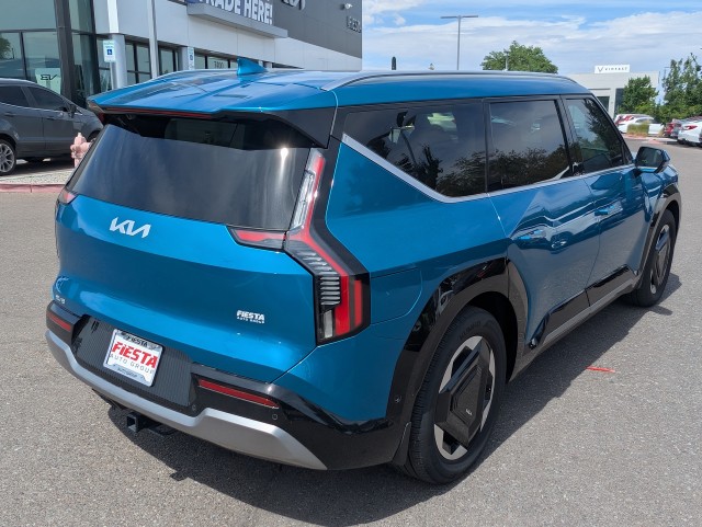 Used 2025 Kia EV9 Land with VIN 5XYADFS54SG001136 for sale in Albuquerque, NM