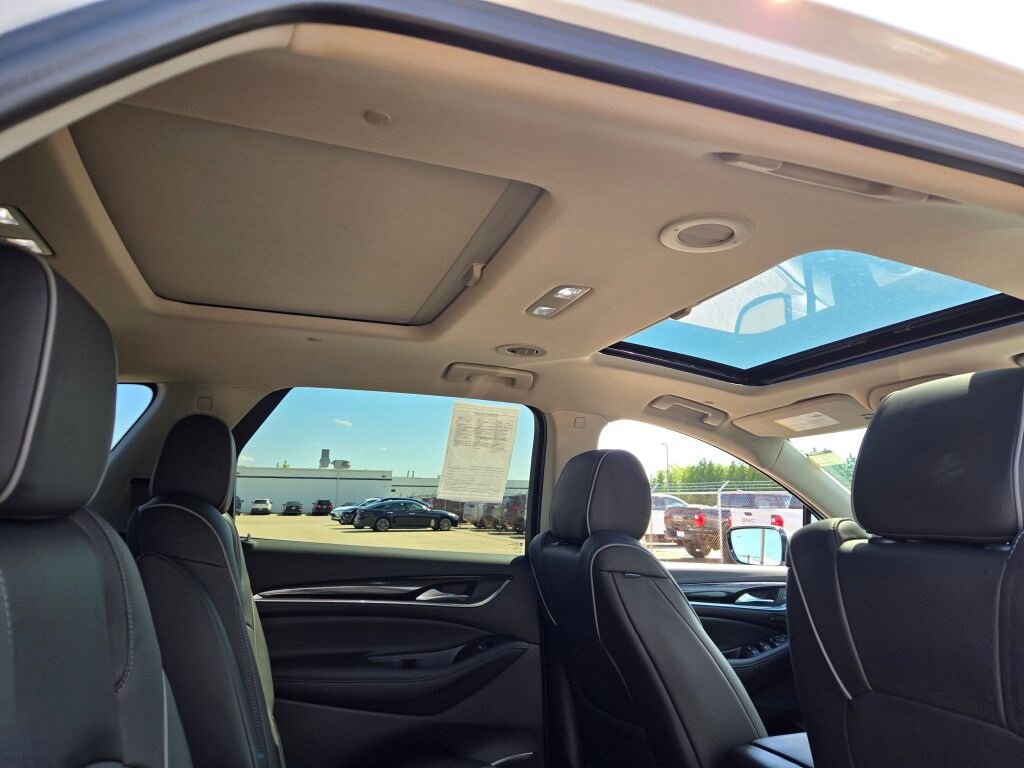 2021 Buick Enclave Avenir photo 6