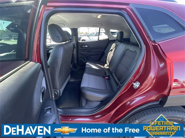 2024 Chevrolet Trax LT photo 13