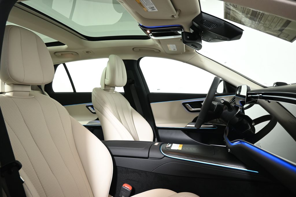 2025 Mercedes Benz E 450 photo 19
