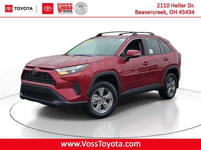 2025 Toyota RAV4 XLE's photo
