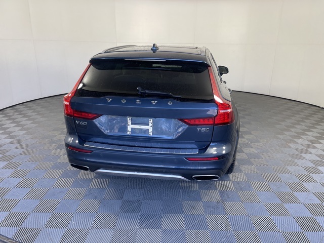 2020 Volvo V60 Cross Country T5 AWD photo 8