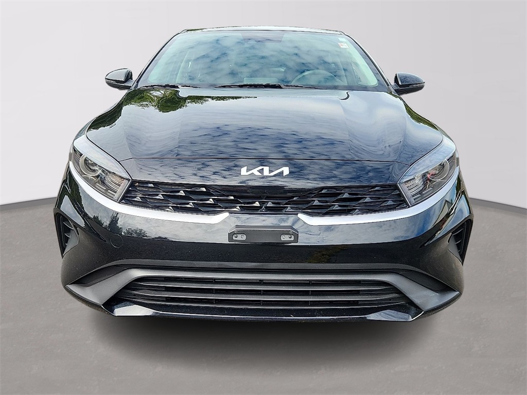 Used 2023 Kia Forte LXS with VIN 3KPF24AD5PE515218 for sale in Old Saybrook, CT