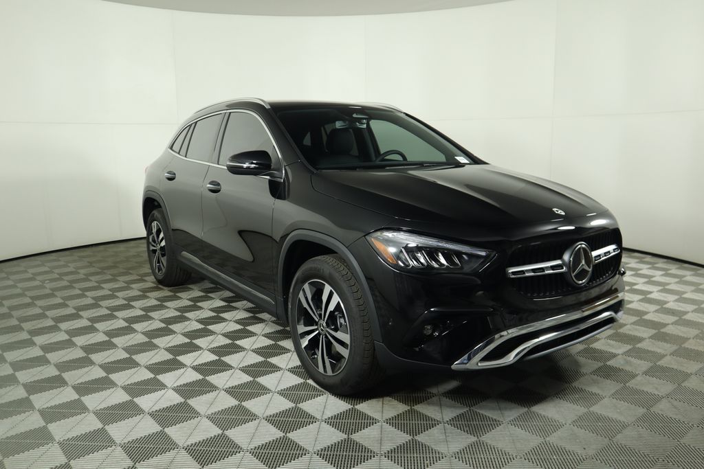 2025 Mercedes Benz GLA 250 photo 3
