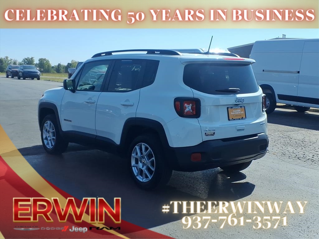 2022 Jeep Renegade Latitude photo 9