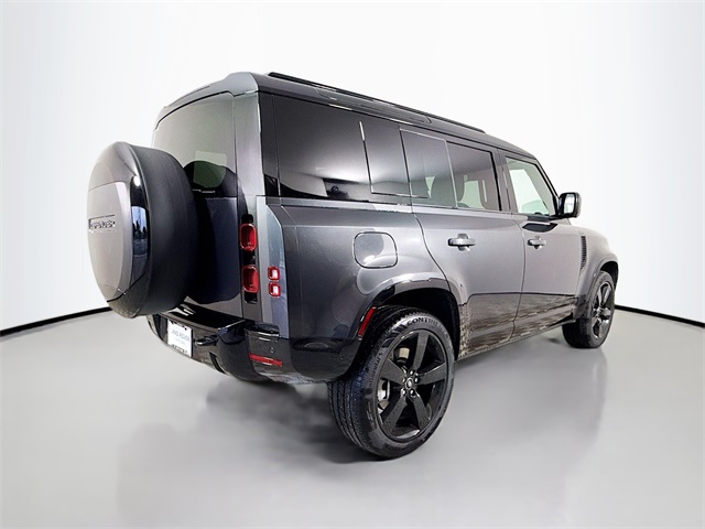 2025 Land Rover Defender 110 X-Dynamic SE photo 2