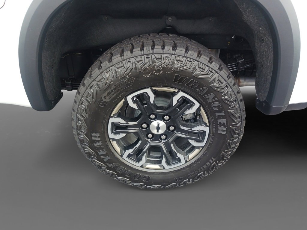 2025 Chevrolet Silverado 1500 ZR2 photo 33