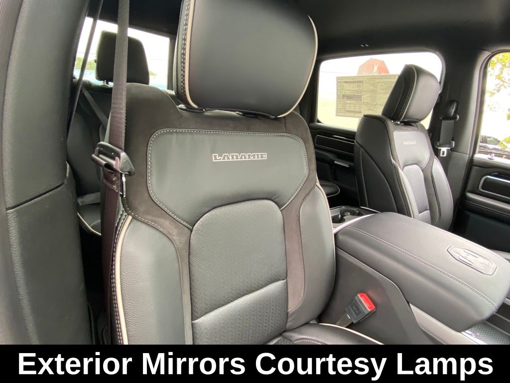 2022 Ram 1500 Laramie photo 15