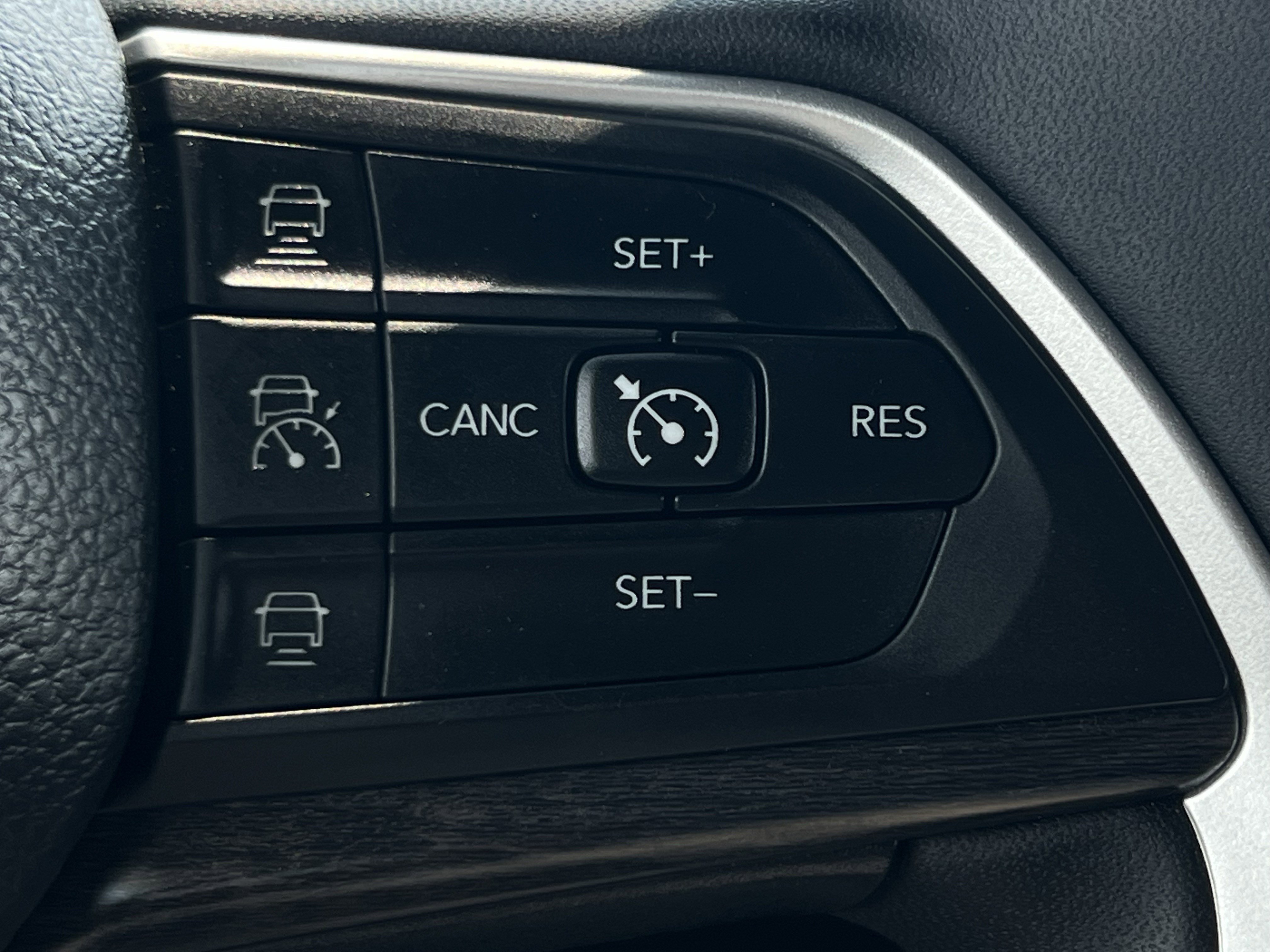 2024 Jeep Grand Cherokee Limited photo 8