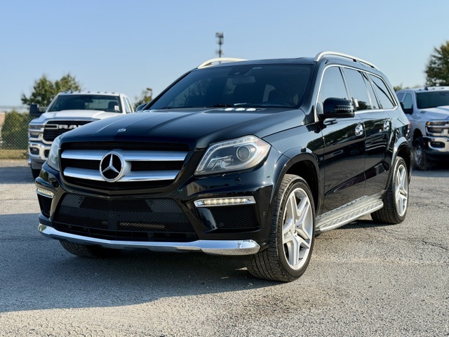 2013 Mercedes Benz GL 550 photo 2