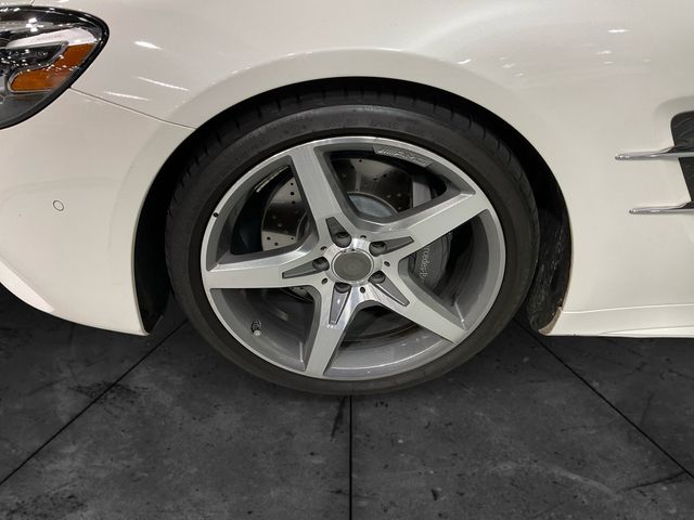 2017 Mercedes Benz SL 550 photo 3