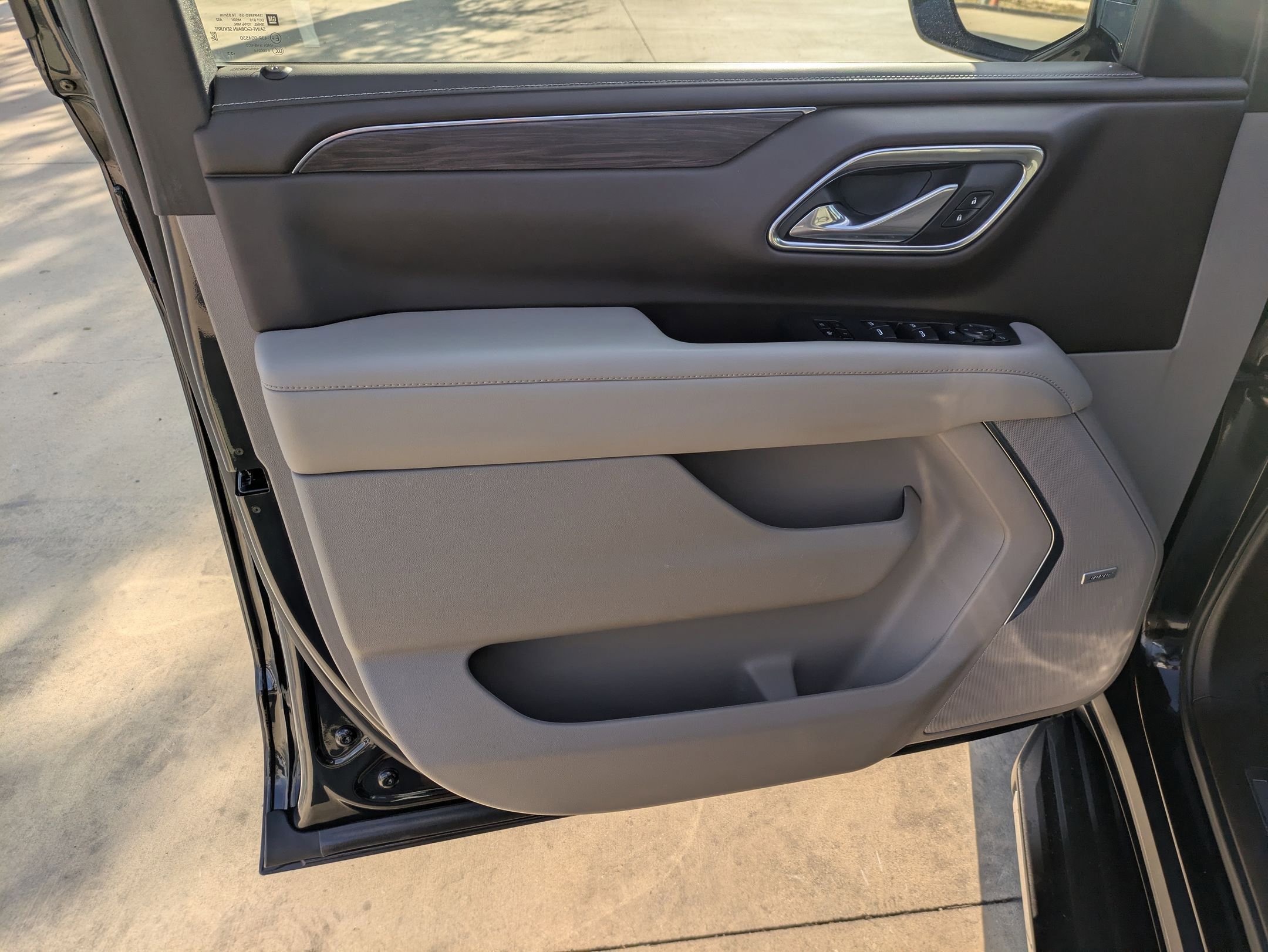 2023 Chevrolet Tahoe LT photo 10
