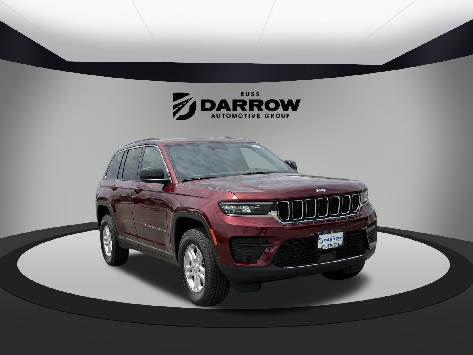 2025 Jeep Grand Cherokee Laredo photo 3
