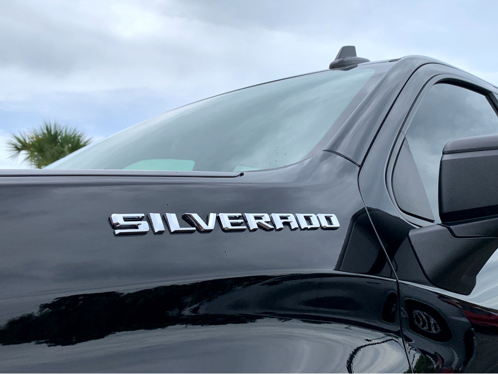 2024 Chevrolet Silverado 1500 Custom photo 21