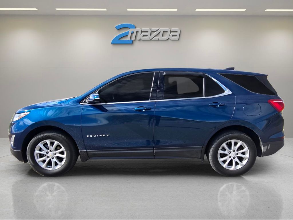 2019 Chevrolet Equinox LT photo 2