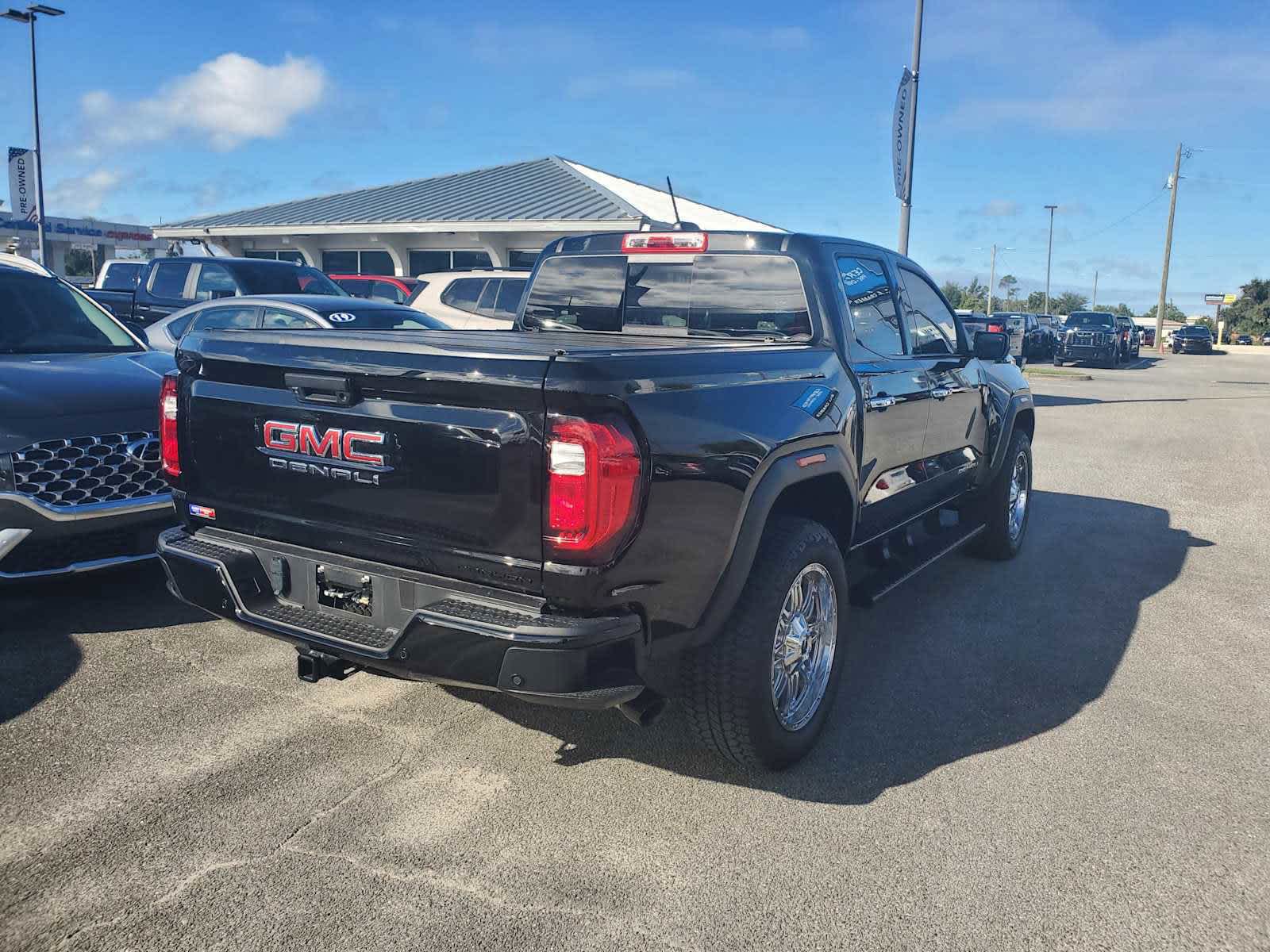 2024 Gmc Canyon Denali photo 3